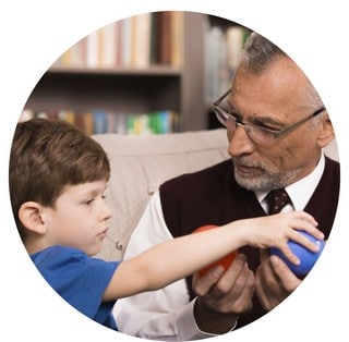 Psychologist-psychiatrist-rounded